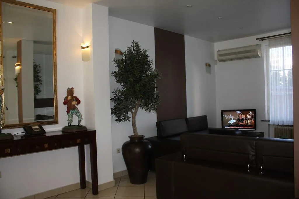 Hotel Plasky Schaerbeek